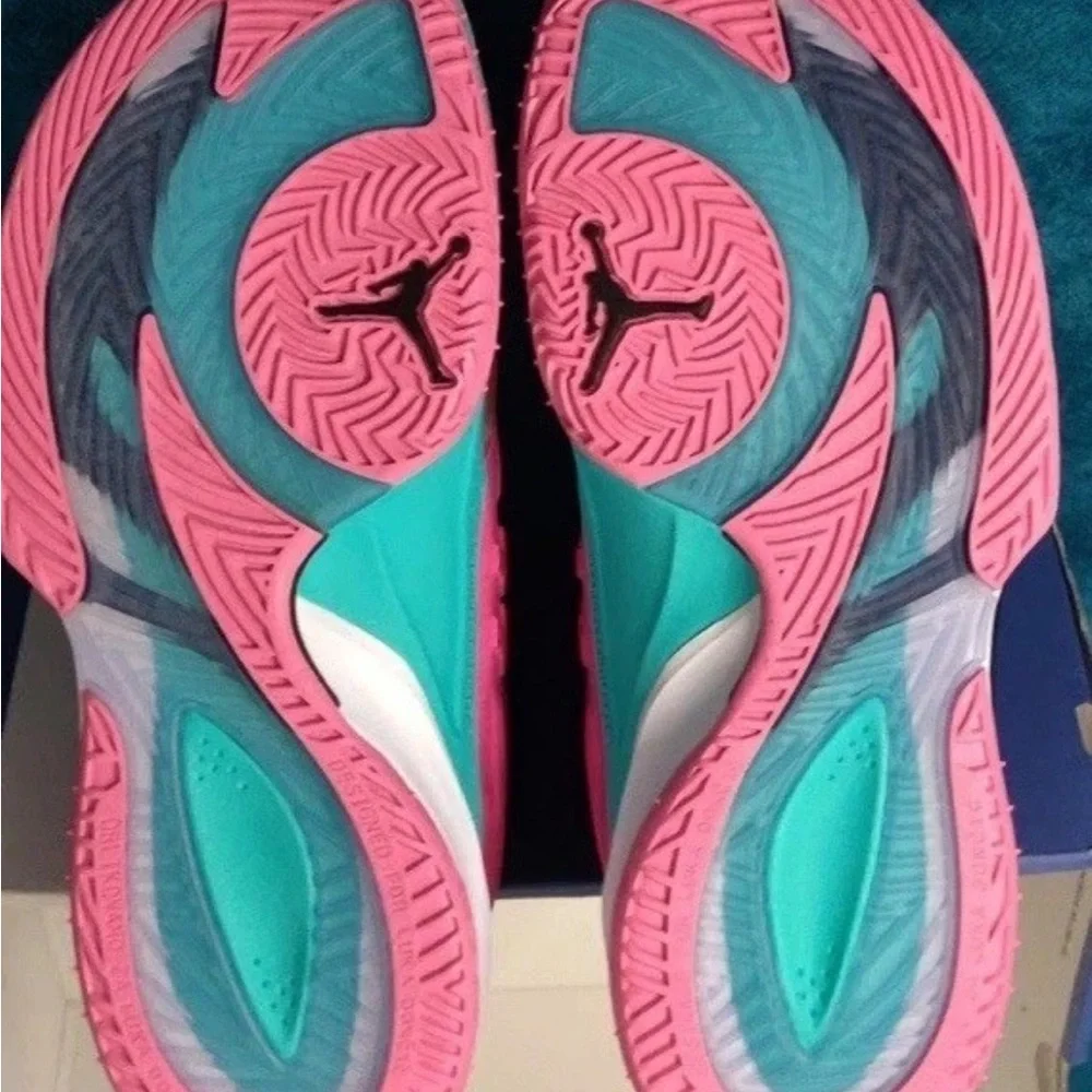 Jordan Luka 3 Basketball Shoes Men’s Size 11 Pink Prime Black FQ1284 600 NIHOB - Picture 12 of 12